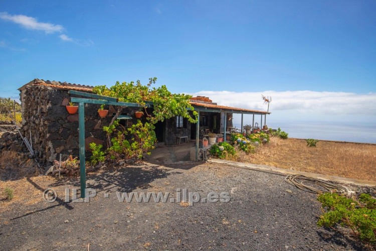 1 Bed  Villa/House for Sale, Las Caletas, Fuencaliente, La Palma - LP-F69 6