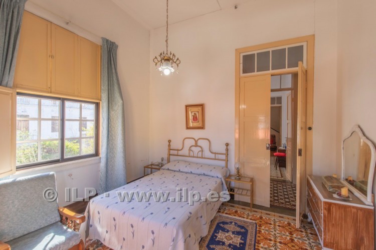 3 Bed  Villa/House for Sale, In the urban area, El Paso, La Palma - LP-E769 10