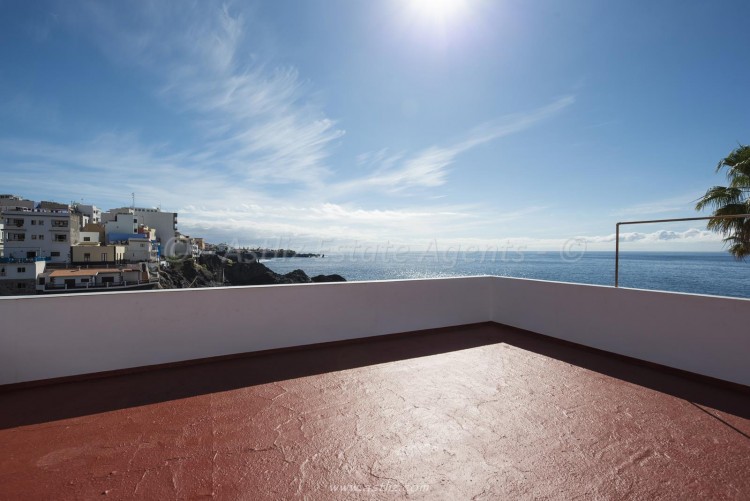 4 Bed  Villa/House for Sale, Puerto De Santiago, Santiago Del Teide, Tenerife - AZ-1737 6