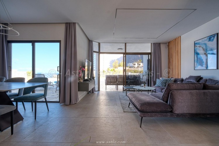 3 Bed  Villa/House for Sale, Los Gigantes, Santiago Del Teide, Tenerife - AZ-1740 15