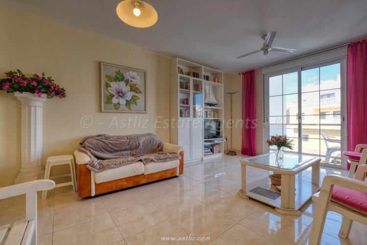2 Bed  Flat / Apartment for Sale, Playa San Juan, Guia De Isora, Tenerife - AZ-1742 17