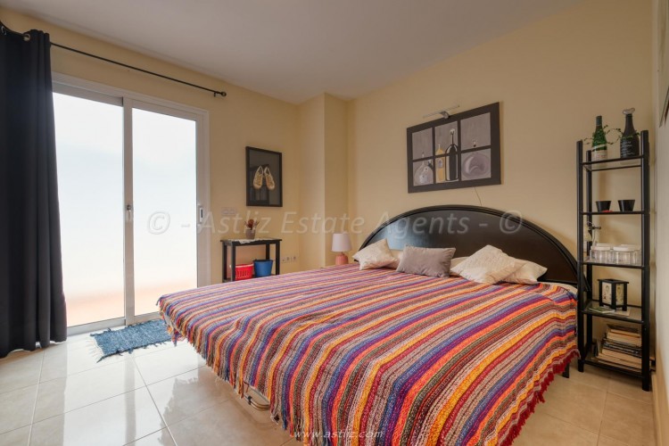 2 Bed  Flat / Apartment for Sale, Playa San Juan, Guia De Isora, Tenerife - AZ-1742 2
