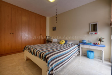 2 Bed  Flat / Apartment for Sale, Playa San Juan, Guia De Isora, Tenerife - AZ-1742