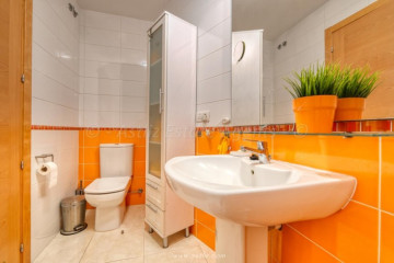 2 Bed  Flat / Apartment for Sale, Playa San Juan, Guia De Isora, Tenerife - AZ-1742