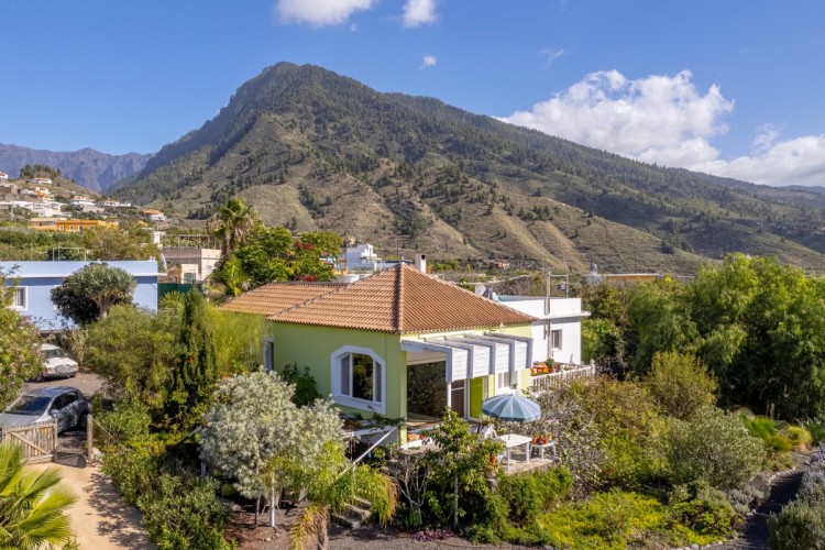 5 Bed  Villa/House for Sale, Los Barros, El Paso, La Palma - LP-E770 1