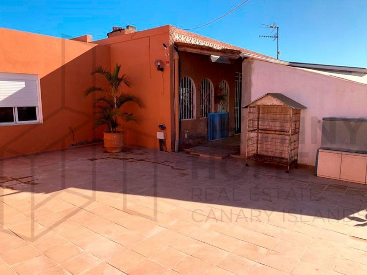 2 Bed  Villa/House for Sale, Puerto del Rosario, Las Palmas, Fuerteventura - DH-VPTCHPLBL2-1023 12