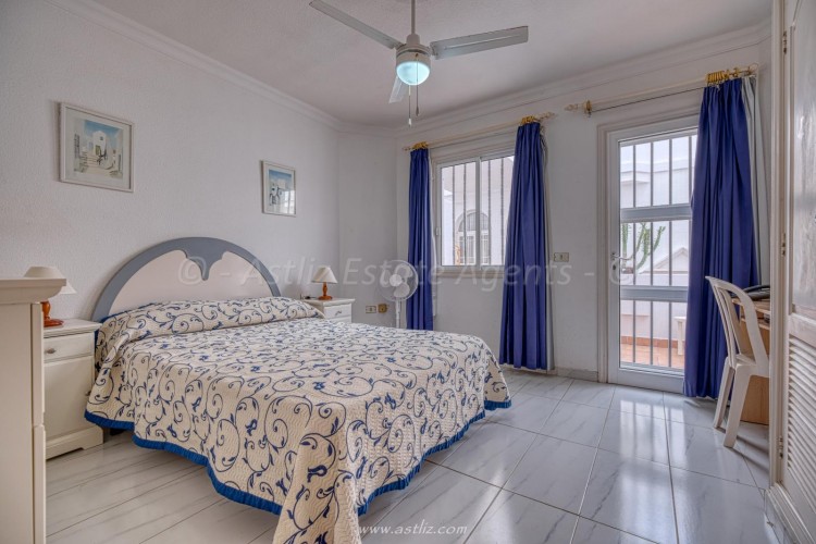 2 Bed  Flat / Apartment for Sale, Playa De La Arena, Santiago Del Teide, Tenerife - AZ-1747 2