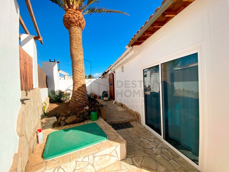 2 Bed  Villa/House for Sale, Parque Holandes, Las Palmas, Fuerteventura - DH-VCHAPARHOL-0124 4