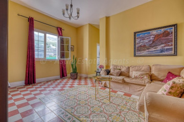 5 Bed  Villa/House for Sale, Adeje, Costa Adeje, Tenerife - AZ-1752