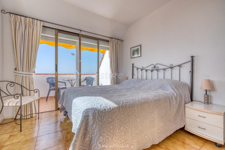 1 Bed  Flat / Apartment for Sale, El Varadero, Guia De Isora, Tenerife - AZ-1753 4
