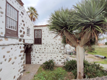  Villa/House for Sale, Puerto de la Cruz, Tenerife - IC-VCH11432