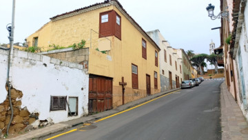 8 Bed  Villa/House for Sale, Los Realejos, Tenerife - IC-VCH11403