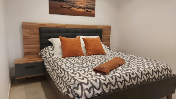 2 Bed  Flat / Apartment to Rent, Puerto de la Cruz, Tenerife - IC-API11356