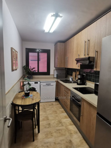 2 Bed  Flat / Apartment to Rent, Puerto de la Cruz, Tenerife - IC-API11344