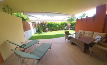 2 Bed  Flat / Apartment to Rent, Puerto de la Cruz, Tenerife - IC-API11344