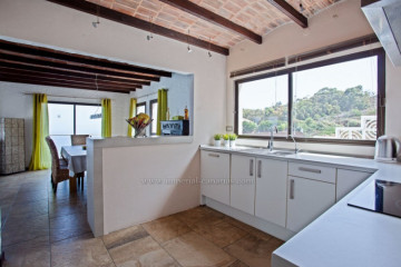 5 Bed  Villa/House to Rent, Santa Ursula, Tenerife - IC-ACH11336