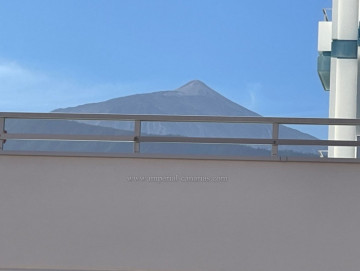 2 Bed  Flat / Apartment for Sale, Puerto de la Cruz, Tenerife - IC-VPI11227