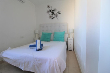 4 Bed  Villa/House for Sale, Playa Blanca, Lanzarote - LA-PB057s