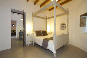 6 Bed  Villa/House for Sale, Teguise, Lanzarote - LA-LA1092