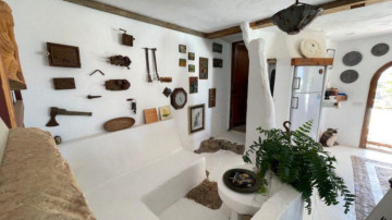 5 Bed  Villa/House for Sale, Las Brenas, Lanzarote - LA-LA1046s