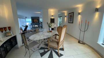 5 Bed  Villa/House for Sale, Las Brenas, Lanzarote - LA-LA1046s