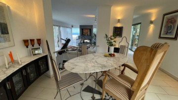 5 Bed  Villa/House for Sale, Las Brenas, Lanzarote - LA-LA1046s