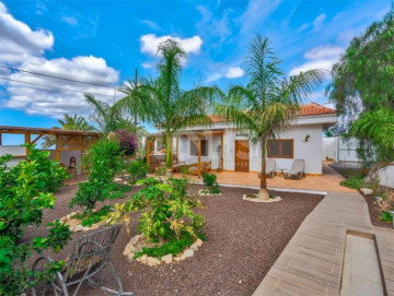4 Bed  Villa/House for Sale, Buzanada, Tenerife - NP-03808