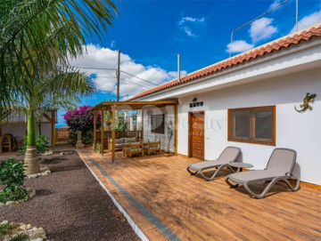 4 Bed  Villa/House for Sale, Buzanada, Tenerife - NP-03808
