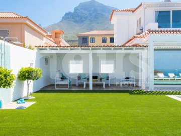 6 Bed  Villa/House for Sale, Costa Adeje (Madroñal), Tenerife - NP-03999