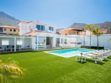6 Bed  Villa/House for Sale, Costa Adeje (Madroñal), Tenerife - NP-03999