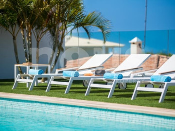 6 Bed  Villa/House for Sale, Costa Adeje (Madroñal), Tenerife - NP-03999