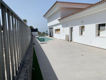 2 Bed  Flat / Apartment for Sale, Playa de las Americas, San Eugenio Alto, Tenerife - PT-PW-405