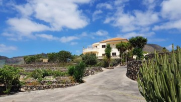 4 Bed  Villa/House for Sale, San Miguel de Abona, Tenerife - PT-PW-380