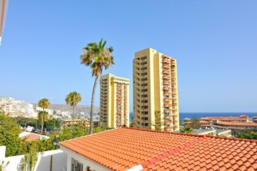 2 Bed  Flat / Apartment for Sale, Los Cristianos, Tenerife - PT-PW-414
