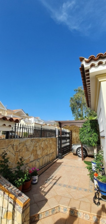 6 Bed  Villa/House for Sale, Adeje Tenerife, Tenerife - PT-PW-415