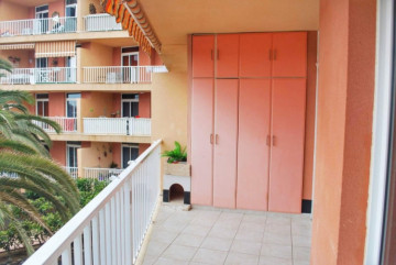 1 Bed  Flat / Apartment for Sale, Playa de las Americas, Tenerife - PT-PW-417