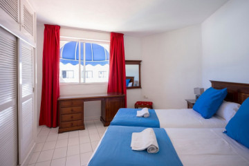 1 Bed  Commercial for Sale, Tenerife, Canary Islands, Tenerife - PT-PW-429