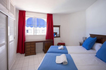 1 Bed  Commercial for Sale, Tenerife, Canary Islands, Tenerife - PT-PW-429