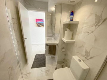 1 Bed  Flat / Apartment for Sale, Playa de las Americas, Tenerife, Tenerife - PT-PW-438