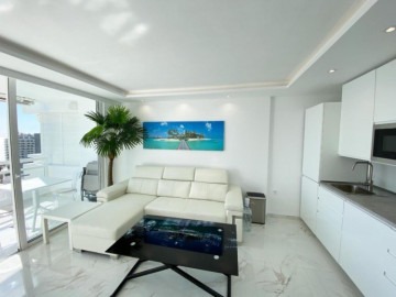1 Bed  Flat / Apartment for Sale, Playa de las Americas, Tenerife, Tenerife - PT-PW-438