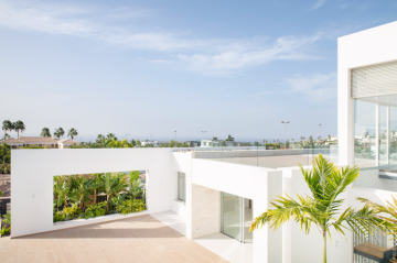 5 Bed  Villa/House for Sale, Adeje, Tenerife - PT-PW-455
