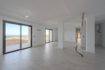3 Bed  Flat / Apartment for Sale, Santa Cruz de Tenerife, Tenerife - PT-PW-457