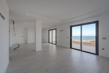 3 Bed  Flat / Apartment for Sale, Santa Cruz de Tenerife, Tenerife - PT-PW-457