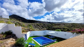 4 Bed  Villa/House for Sale, Guia de isora, Tenerife - PT-PW-461