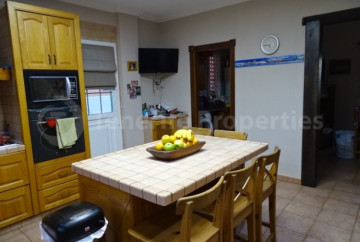 4 Bed  Villa/House for Sale, Costa del Silencio, Las Rosas, Tenerife - TP-27018