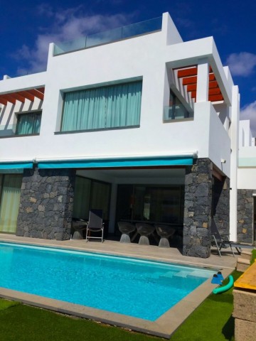 4 Bed  Villa/House for Sale, Los Cristianos, Arona, Tenerife - MP-V0799-3C