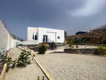 5 Bed  Villa/House for Sale, Los Menores, Adeje, Tenerife - MP-V0790-5