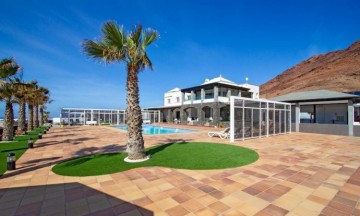 7 Bed  Villa/House for Sale, Playa Blanca, Lanzarote - LA-PB036s