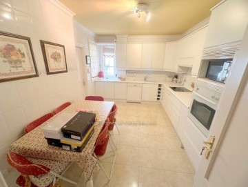 3 Bed  Flat / Apartment for Sale, La Orotava, Tenerife - IC-VPI11438