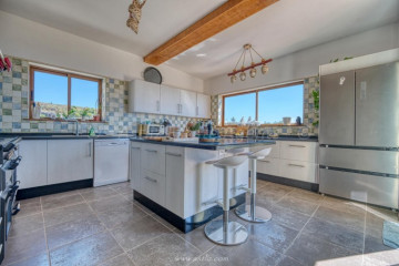 6 Bed  Villa/House for Sale, San Miguel De Abona, Tenerife - AZ-1759
